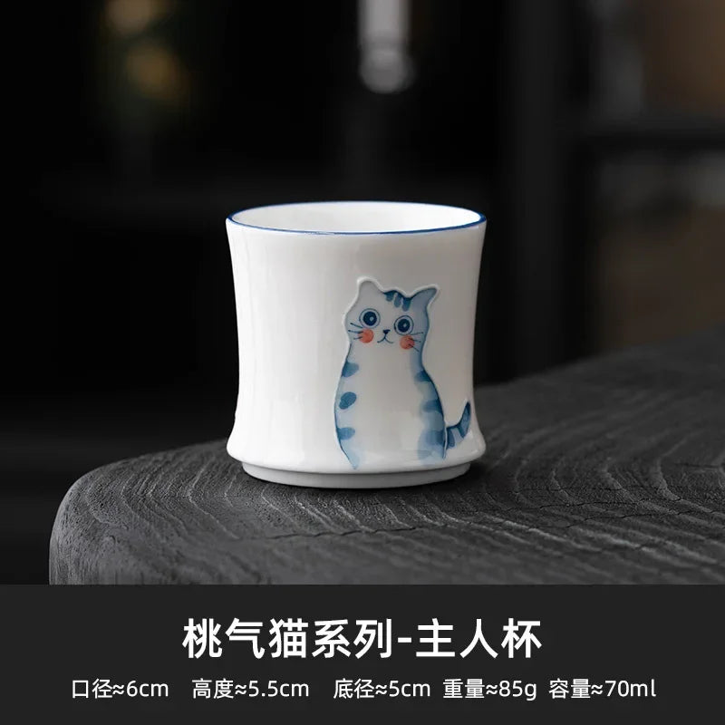 2pcs/et Hand Painted Cute Cat Ceramic Teacup Cute Cup Fragrance Cup Smelling Cup Bamboo Joint Master Cup Chinese Teaset Ornament