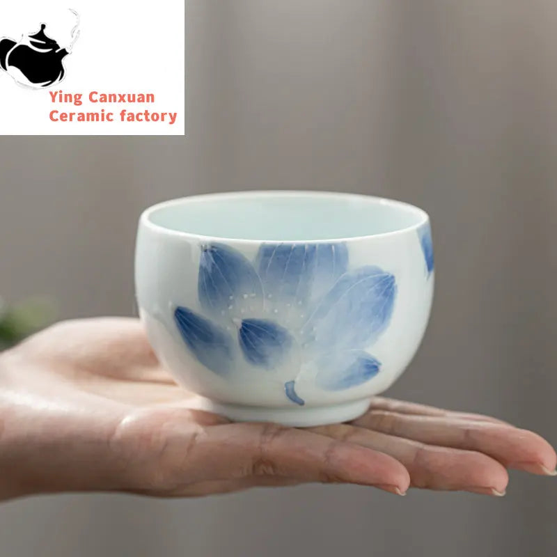 2pcs/lot Exquisite Hand Painted Ceramic Teacup Handmade Tea Bowl Chinese Porcelain Tea Set Accessories Master Teacup Drinkware