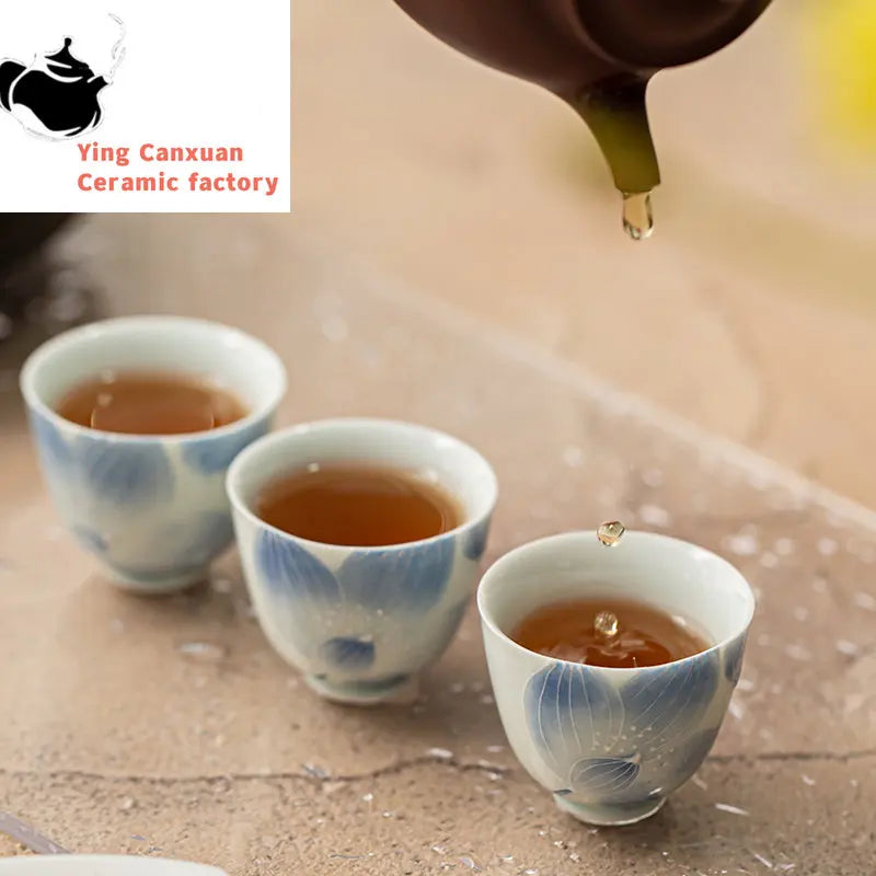 2pcs/lot Exquisite Hand Painted Ceramic Teacup Handmade Tea Bowl Chinese Porcelain Tea Set Accessories Master Teacup Drinkware
