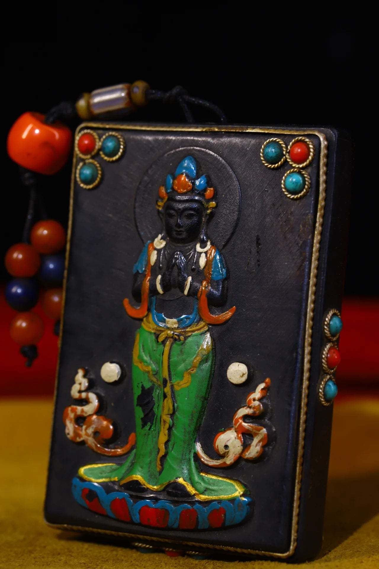 3"Tibet Temple Collection Old Natural horns Filigree mosaic Gem Dzi Bead Guanyin Bodhisattva Buddha Amulet Pendant Town House