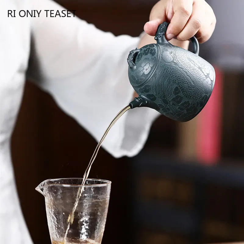 300ml High-end Yixing Purple Clay Teapots Famous Artists Handmade Dragon Pattern Tea Pot Kettle Chinese Zisha Tea Set Collection