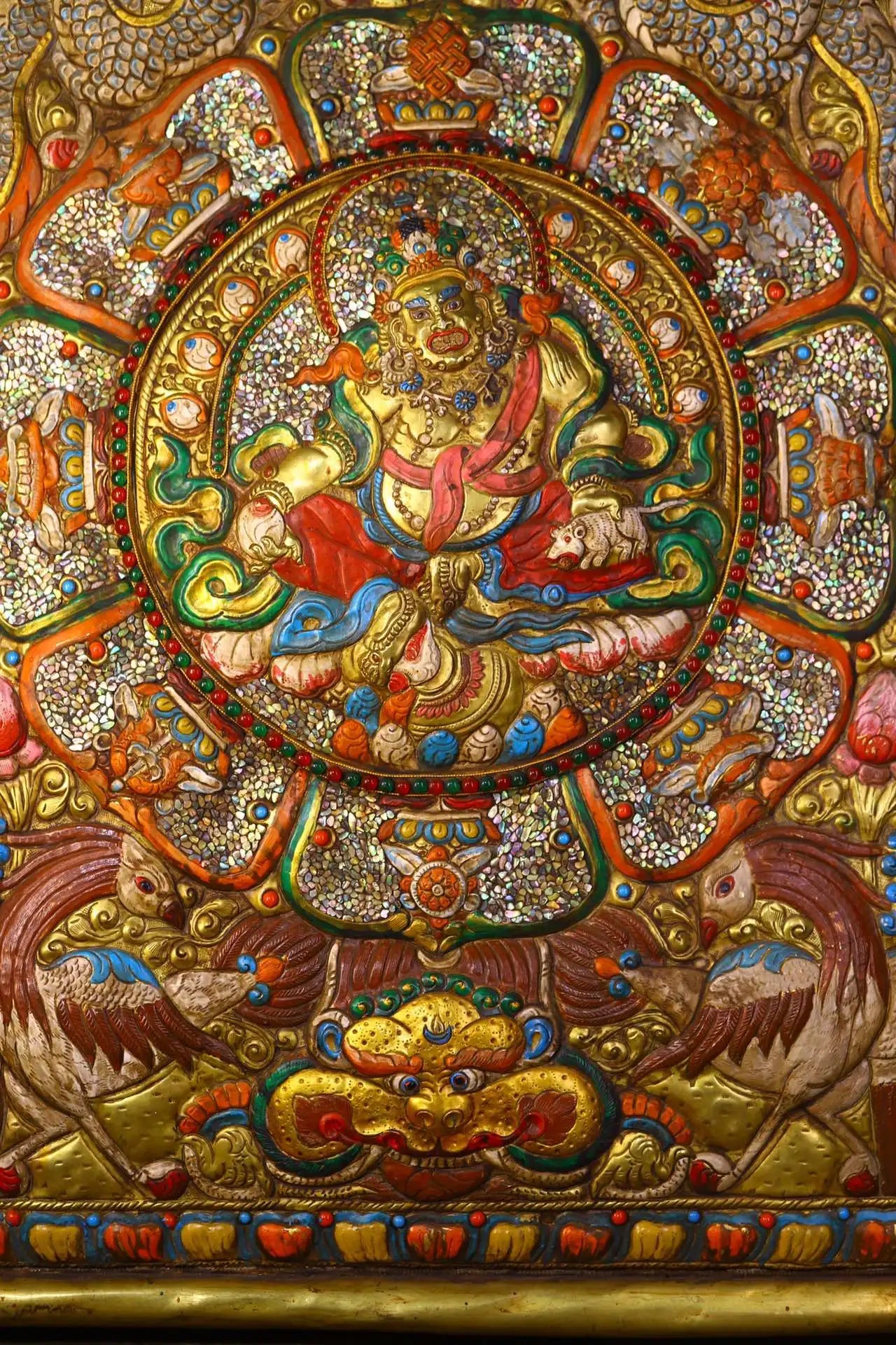 32”Tibetan Temple Collectio Old Bronze Painted Mosaic Gem gZi Beads Shell Yellow Jambhala Buddha Thangka Worship Hall Town house