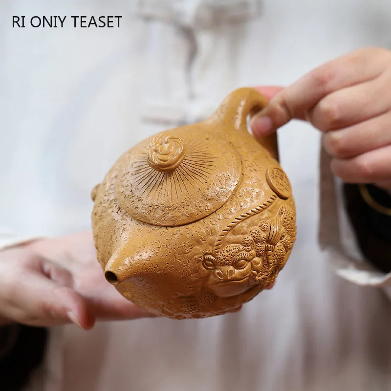 340ml Chinese Yixing Purple Clay Teapots Large Capacity Famous Handmade Raw Ore Gold Section Mud Tea Pot Kettle Zisha Tea Set