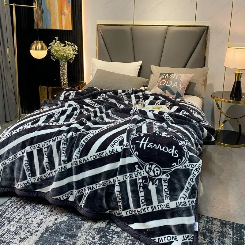 3kg heavy velvet blanket on big sales active print fastness Chinese bed cover English word fashion gift for father thicker black