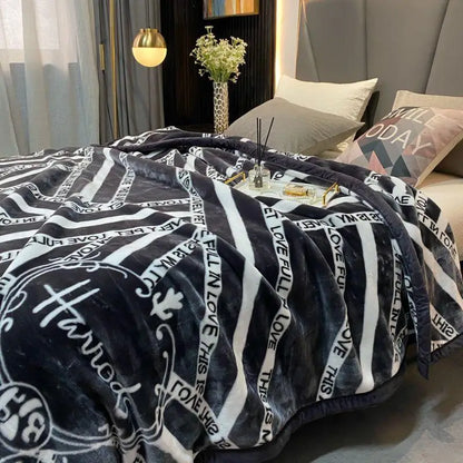 3kg heavy velvet blanket on big sales active print fastness Chinese bed cover English word fashion gift for father thicker black