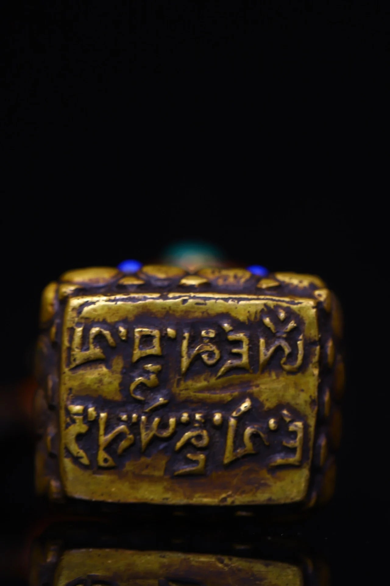 4"Tibetan Temple Collection Old Bronze Cinnabar Mosaic Gem gZi Beads Beast Texture Six Character Proverbs Buddha Seal Amulet