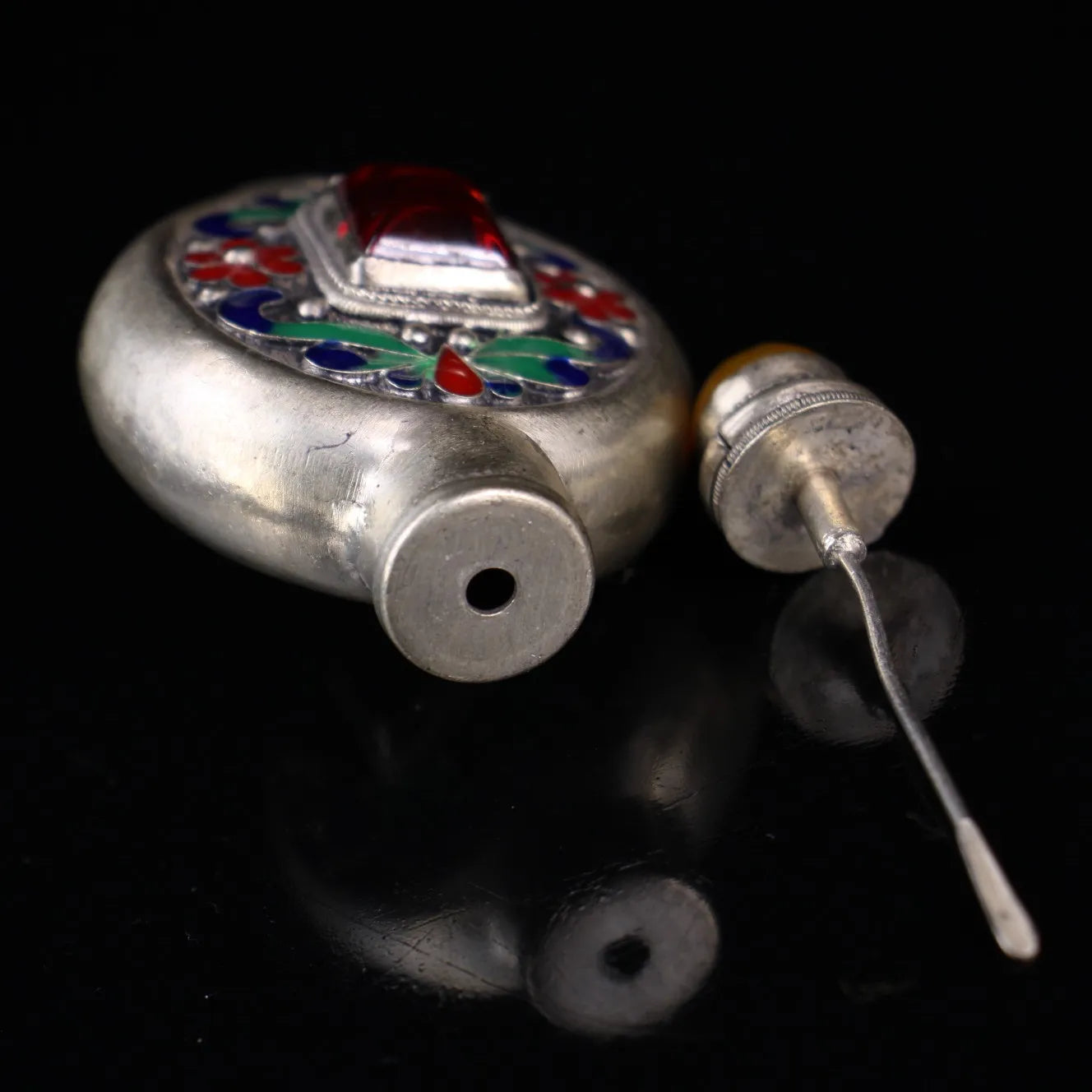 4"Tibetan Temple Collection Old Tibetan silver Mosaic Gem Cloisonne Flower Texture Snuff Bottle Pendant Amulet Town house