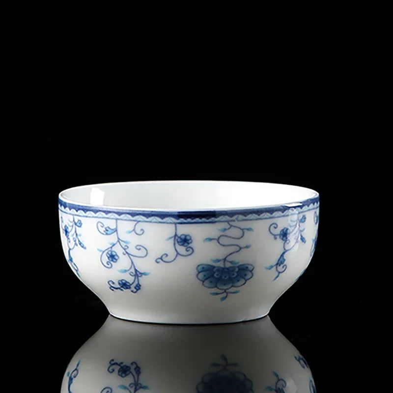 4 pcs/lot Jingdezhen Blue and white porcelain Tea cup Handmade small single cup Tea bowl Master Cup Teaware accessories 40ml