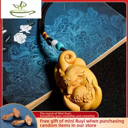 Cliff Cypress Wood Carving Bless with Safeness Nine-tailed Fox of Handicraft Pieces Wooden Figurines Statues Pendant Necklace