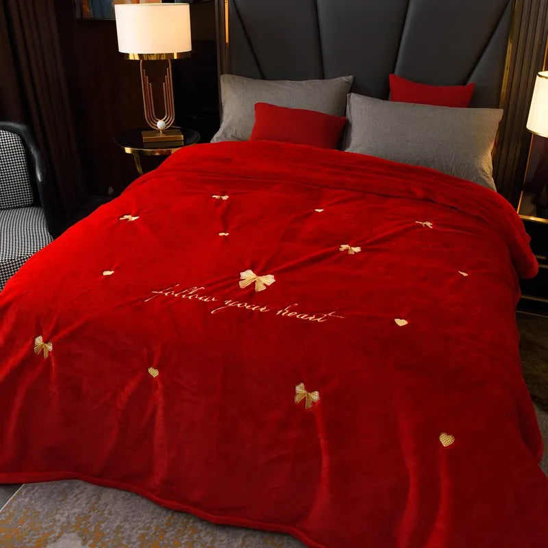 4kg warm blanket for winter imitation of rabbit hair yarn heart shape weighted blankets bed cover soft velvet 78"x90" in China