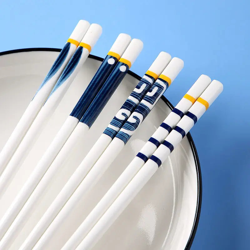 5/1Pairs Blue and White Ceramic Japanese Style Mildew-proof   Chopsticks Bone Porcelain Long Sushi Household Chopsticks