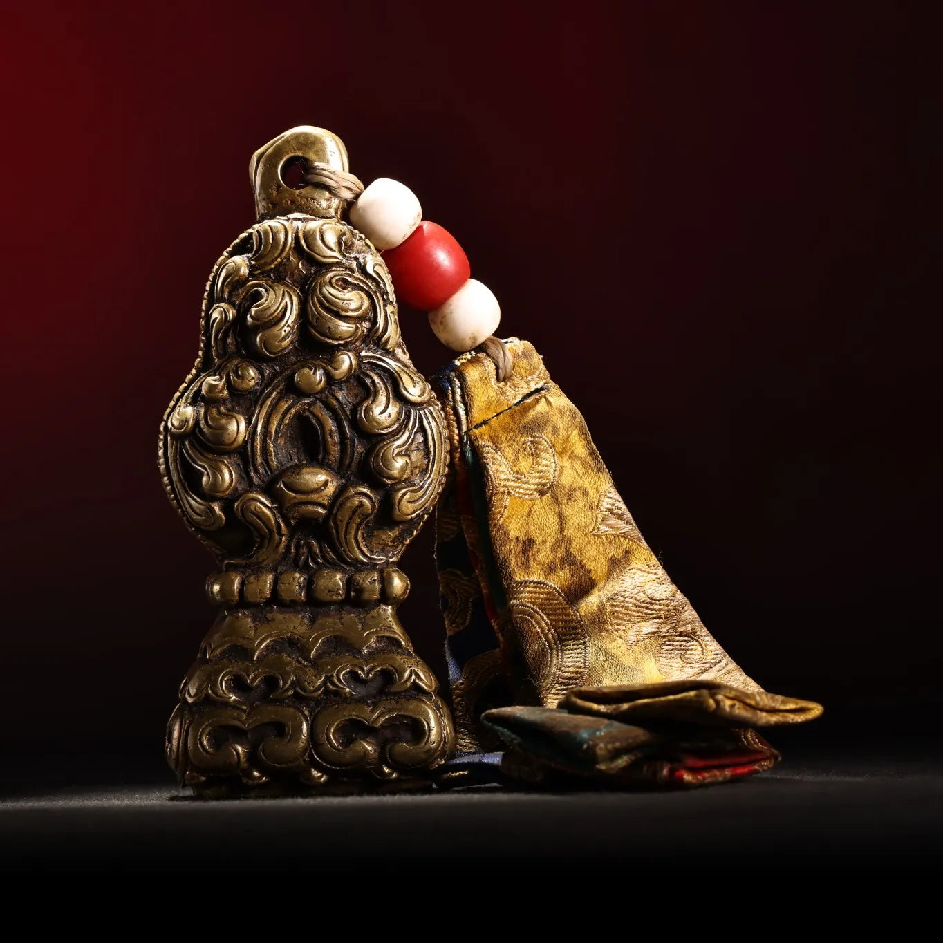 5"Tibetan Temple Collection Old Bronze Animal Pattern Buddha Seal Six Character Proverbs Pendant Amulet Dharma Worship Hall