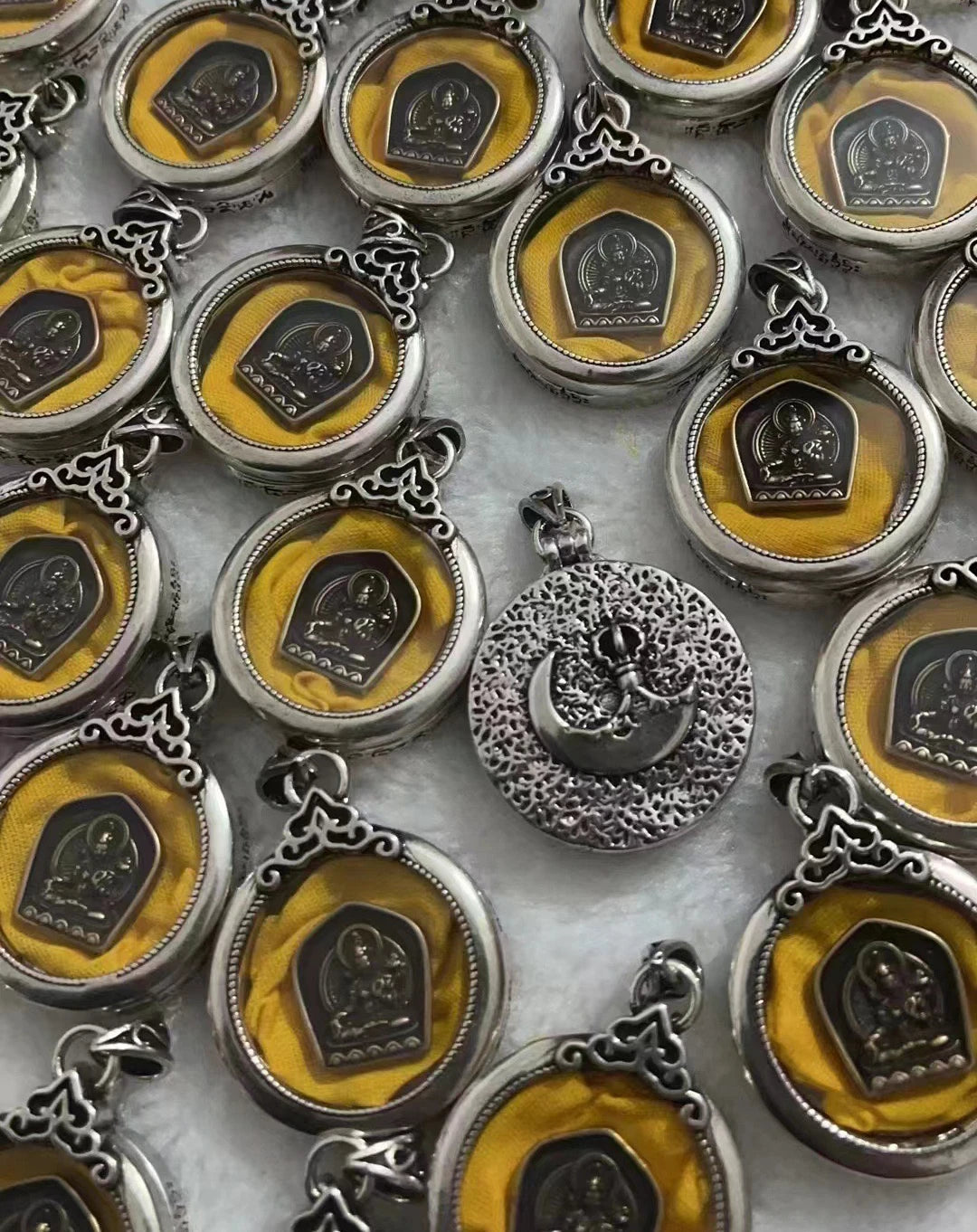 50% OFF Tibetan temple GOOD Amulet GUAN YIN Tara Buddha protection Efficacious talisman bless safety health GOOD LUCK Pendant