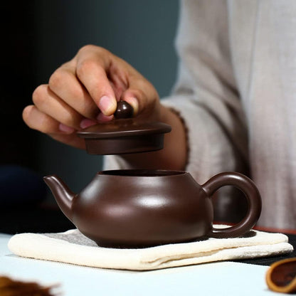 Ceramic Teapot Set - Chinese Yixing Zisha Tea Set Handmade Purple Clay Classic Cloud Tea Pot with Cups and Gift Box for Dad Grandpa Husband Tea Lovers