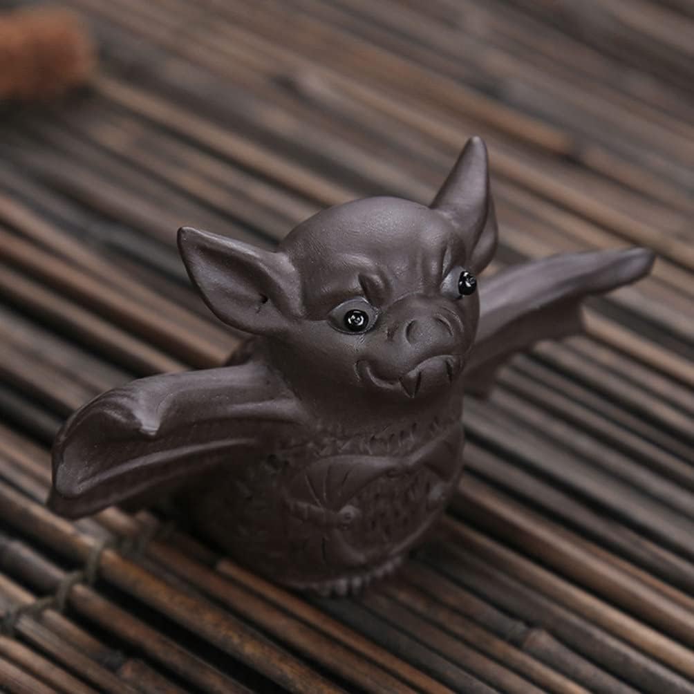 Yardwe Tea Pet Adornment 2pcs Chinese Zisha Tea Pet Bat Figurine Kung Fu Tea Pet Feng Shui Animal Decoration Attract Wealth Tea Pet for Tea Tray Tea Ceremony Accessories Bat Desktop Ornament