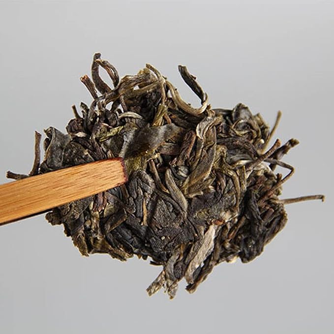 Bu Lang Zhen Wei Classical Raw Puer Tea Spring Raw Materials Puer Tea 357g