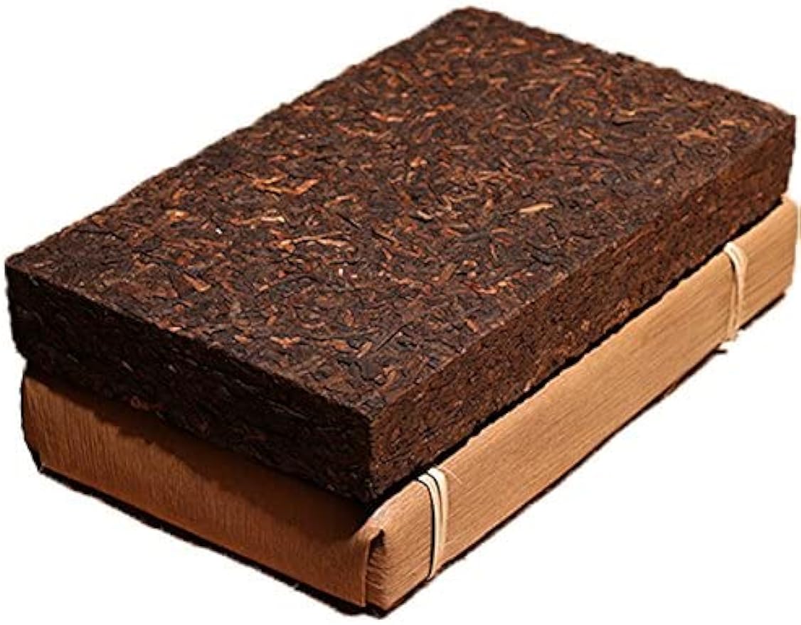 （普洱熟茶）Yunnan Pu'er tea brick,fermented tea since 2009 organic black tea Pu'er fermented tea Pu-erh Tea 500g pakage by traditional method with bamboo leaves pu er tea