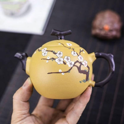 Tea Kettle 250ML Small Zisha Teapot Hand-painted Plum Pattern Teapot Handmade Teapot Delicate Teapot Tea Set Loose Leaf Tea Maker