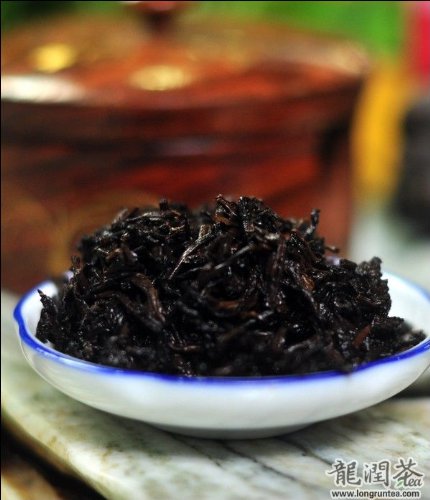 Yunnan Longrun Fermented Pu-erh Tea Cake- Plum Blossom (Year 2011, Fermented)357g