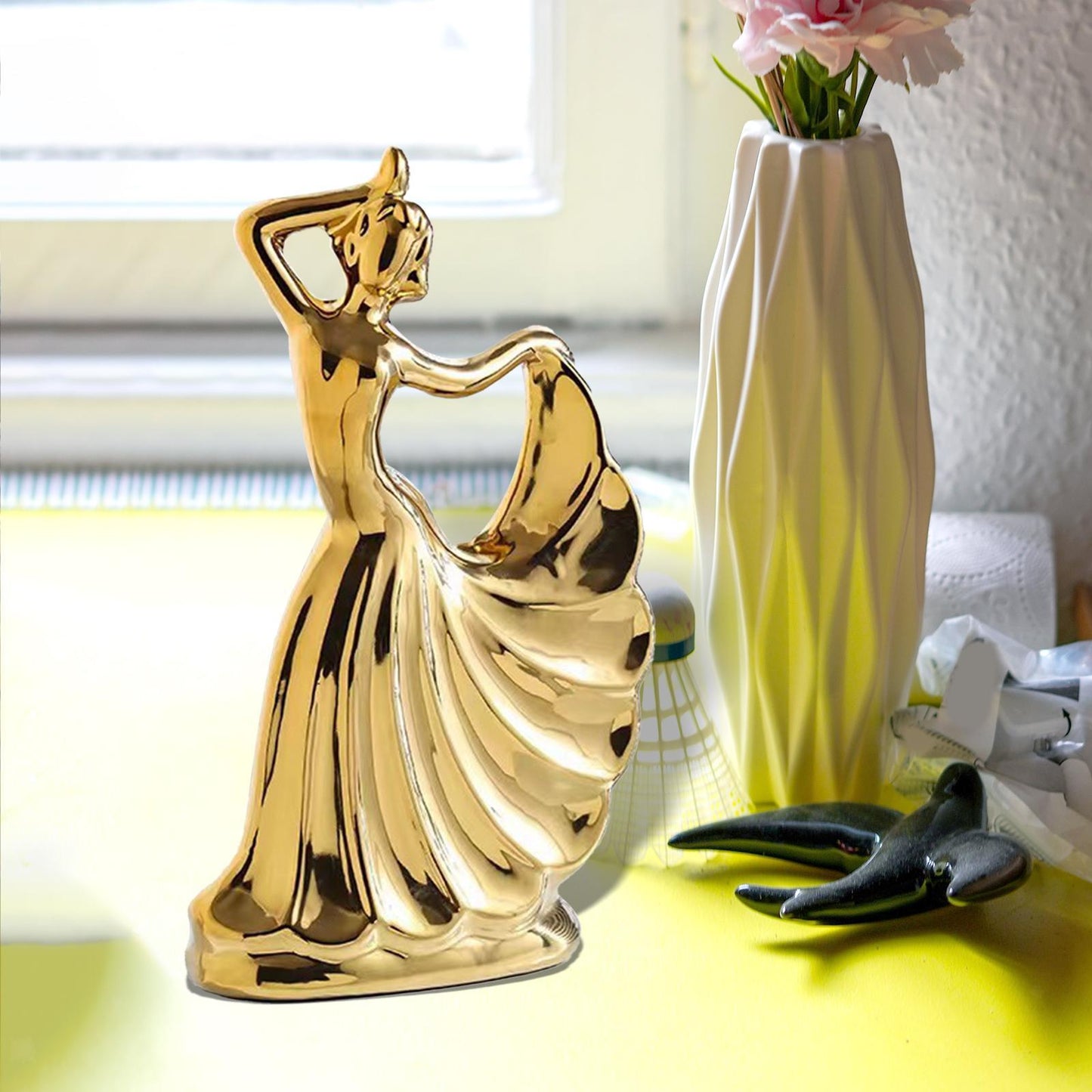 Nordic Table Statue Art Ceramic Women Dancing Sculpture Dancer Figurines Home