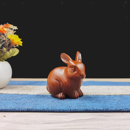 Rabbit Statue Decor Wood Rabbit Figurine Hand Carving Statue for Outdoor