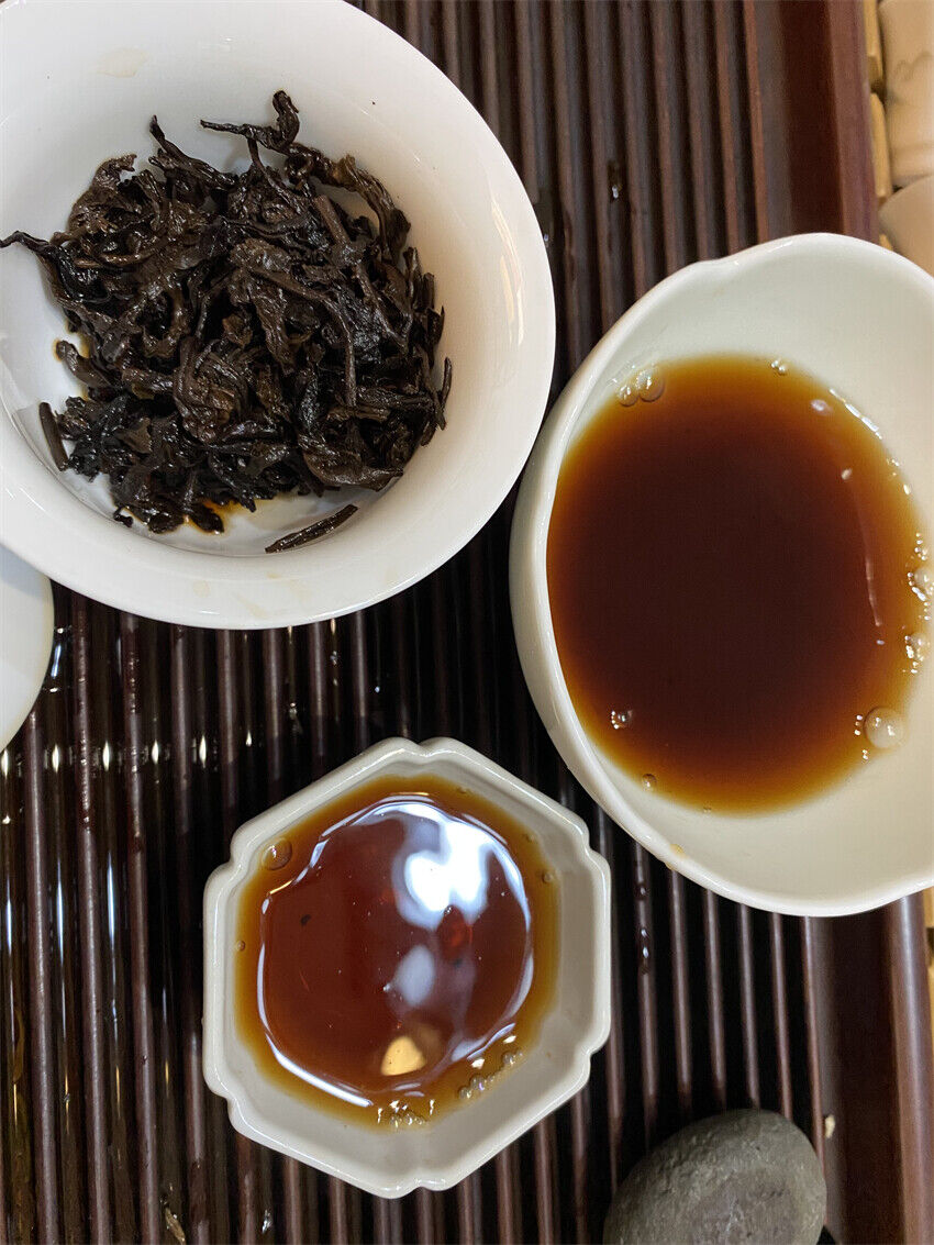 普洱 Yunnan Old Ancient Tree Ripe Tea Pu erh Cake Lao Banzhang Puerh Cha Cake 357g