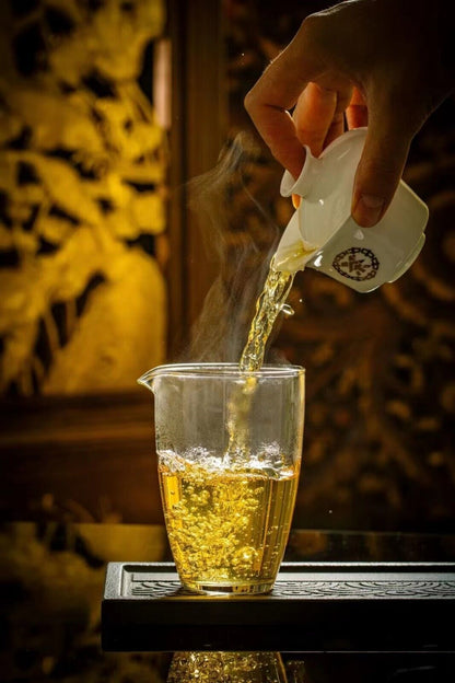 2022 CHINATEA BULANG peacock green Pu'er Cake Tea Raw Pu erh,KONG QUE QING, 357g
