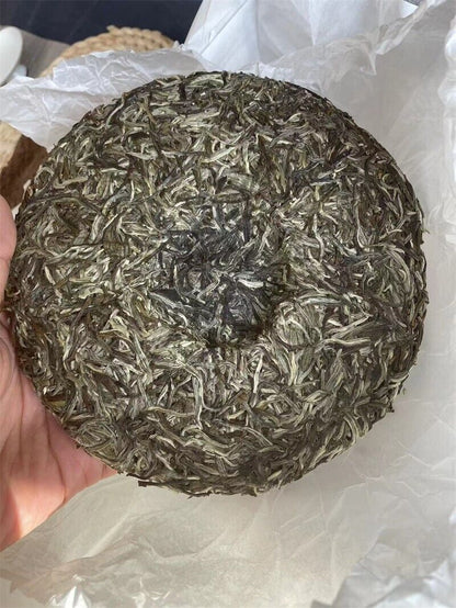 2020 Bai Hao Yin Zhen Silver Needle White Tea cake,Fujian XIN YI HAO beeng,10 oz