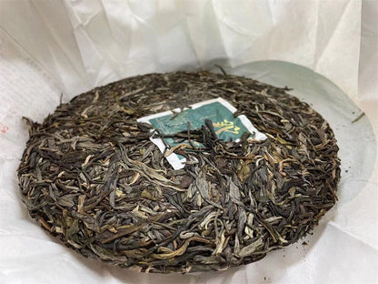 357g,2022 Yunnan XIN YI HAO NaKa 300 raw puerh tea puer Spring green Ancient er