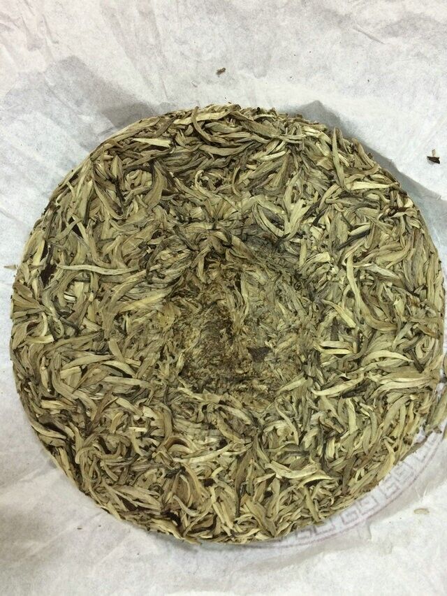 Premium Silver Needle White Tea Cake Chinese Bai Hao Yin Zhen Tea 福建白毫银针茶叶 300g