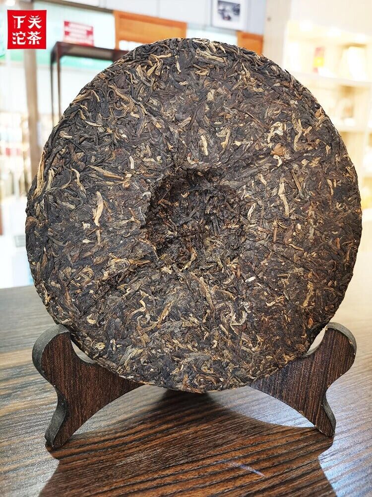 2012 Yunnan XIAGUAN Te Ji Qing Bing Raw Pu-erh Tea Cake Song He Pu'er Tee 357g