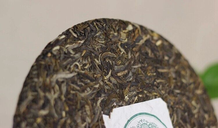 357g,China "Lao Tong Zhi"9948 Menghai Pu erh RAW Tea Cake,Old Comrade puer 141