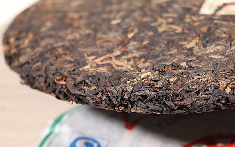 357g, 2007 China CNNP Zhong Cha QiZi 6031 Puerh Pu er Raw Cake tea,puer tee erh