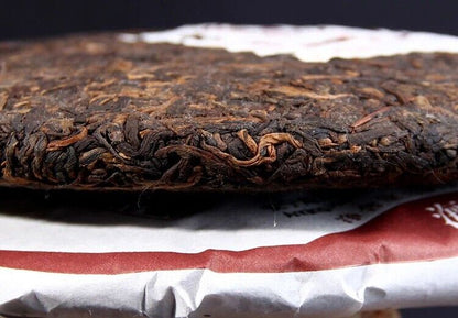 Yunnan Haiwan Tea 2018 China Puer Tea 7578 Old Comrade 181 Ripe Pu Erh Cake,357g