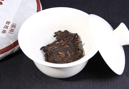Yunnan Haiwan Tea 2018 China Puer Tea 7578 Old Comrade 181 Ripe Pu Erh Cake,357g
