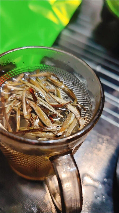 Bai Hao Yin Zhen Tea Chinese Organic Silver Needle White Loose Leaf Buds 白毫银针茶
