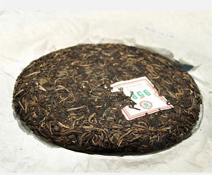 2010 CHINA Yunnan ChinaTea 9581 Pu-erh qizi Cake UNCOOKED Pu'er Puer Tea 中茶,357g