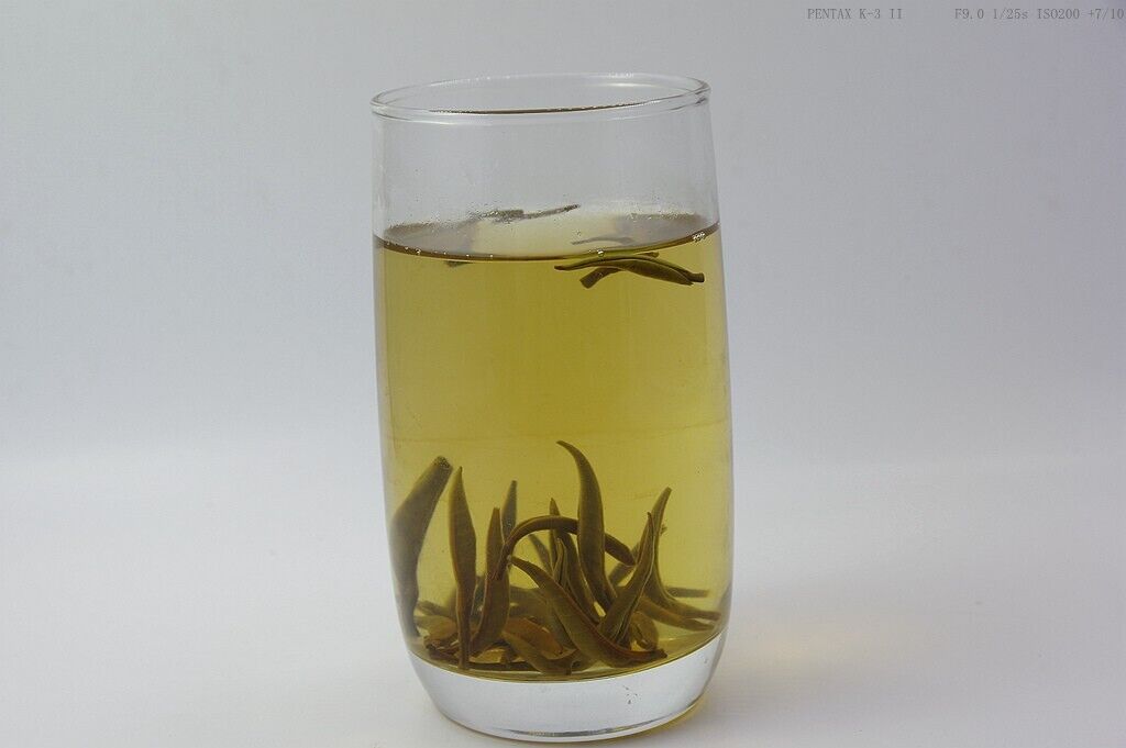 Bai Hao Yin Zhen Tea Chinese Organic Silver Needle White Loose Leaf Buds 白毫银针茶