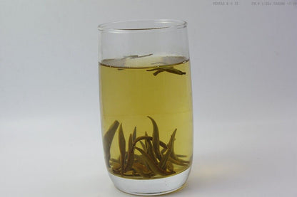Bai Hao Yin Zhen Tea Chinese Organic Silver Needle White Loose Leaf Buds 白毫银针茶