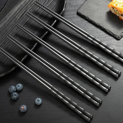 5Pairs /Set  Chopsticks Korea Sushi Sticks Reusable Metal Chopsticks Set Healthy Alloy Tableware Gift Chopsticks
