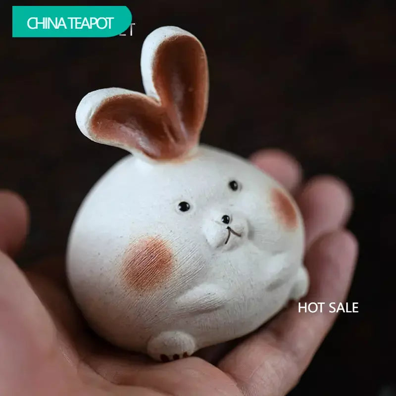 Yixing Purple Clay Tea Pet Cute Zodiac Rabbit Ornaments Tea Figurine Handmade Sculpture Crafts Chinese Zisha Tea Set Decoration