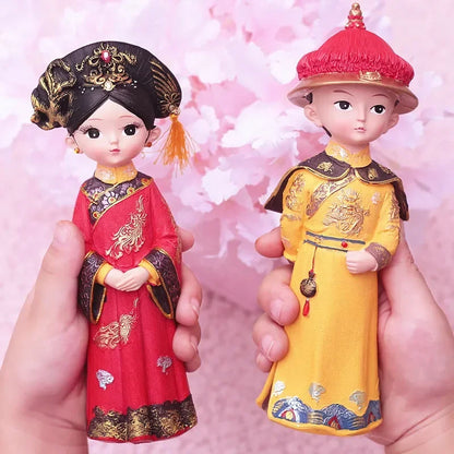 6.5 Inch Chinese Emperor Empress Figurine Resin Queen Ornament Traditional Costume Home Decoration Cake Topper Miniature