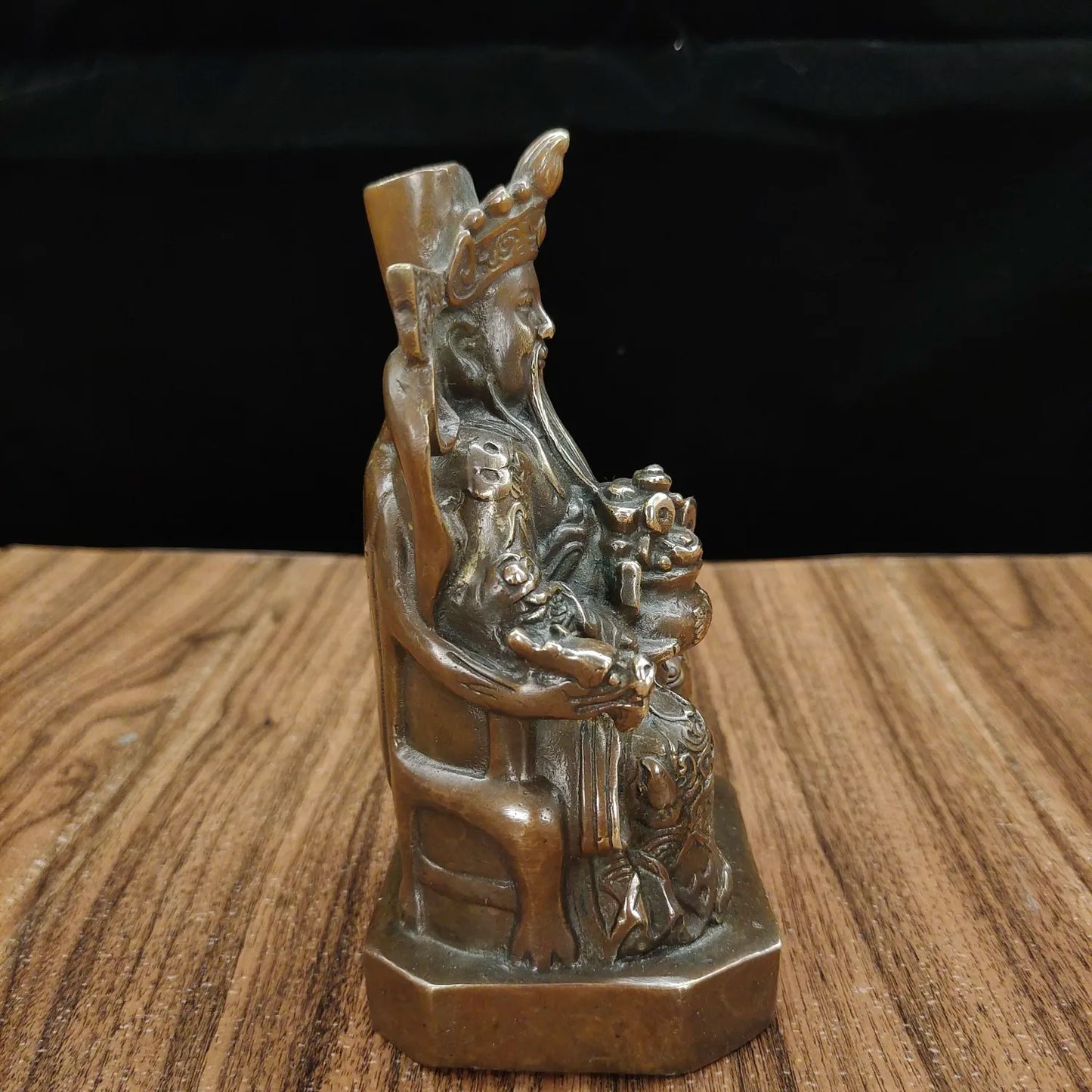 6"Tibetan Temple Collection Old Brass God of wealth Dragon pattern Sitting figure Worship Hall Town House Exorcism
