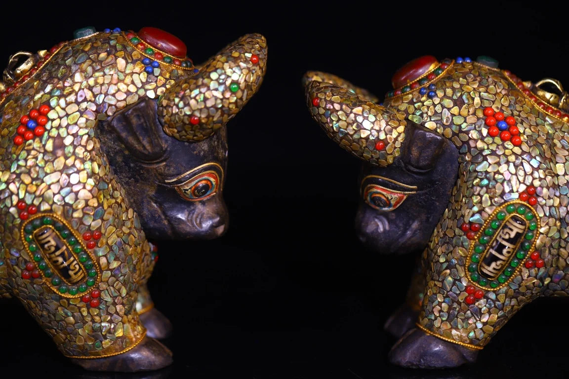 6"Tibetan Temple Collection Old Natural Meteorites Painted Mosaic Gem gZi Beads Shell Cow Cattle Bull Statue A Pair Town house