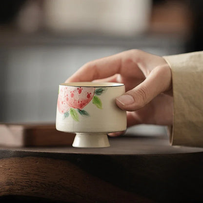 60ml Ceramic High Foot Master Cup Hand Painted Pink Peach Tea Cup Handmade Boutique Sample Personal Crescent Cup Kung Fu Teaset