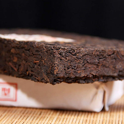 FullChea - 2007 Haiwan Shu Puerh Tea Brick - Menghai Pu Erh Tea Loose Leaf - Ripe Pu-erh Tea - Calming Tea - 8.8oz / 250g