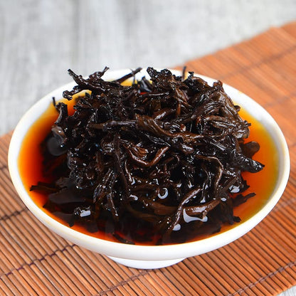 中粮集团普洱茶熟茶臻品黄印200g (7oz) Classic Raw Pu-erh Tea, Aged Fermented Puerh Tea Cake, Chinese Sheng Pu'er Tea Black Tea