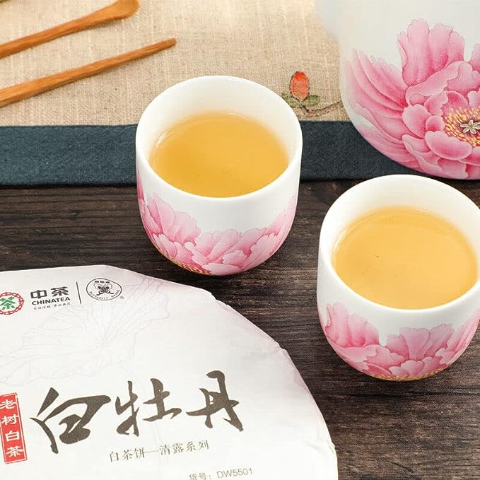 China Tea Organic Supreme Bai Mu Dan White Peony Tea Cake Fuding White Tea 330g