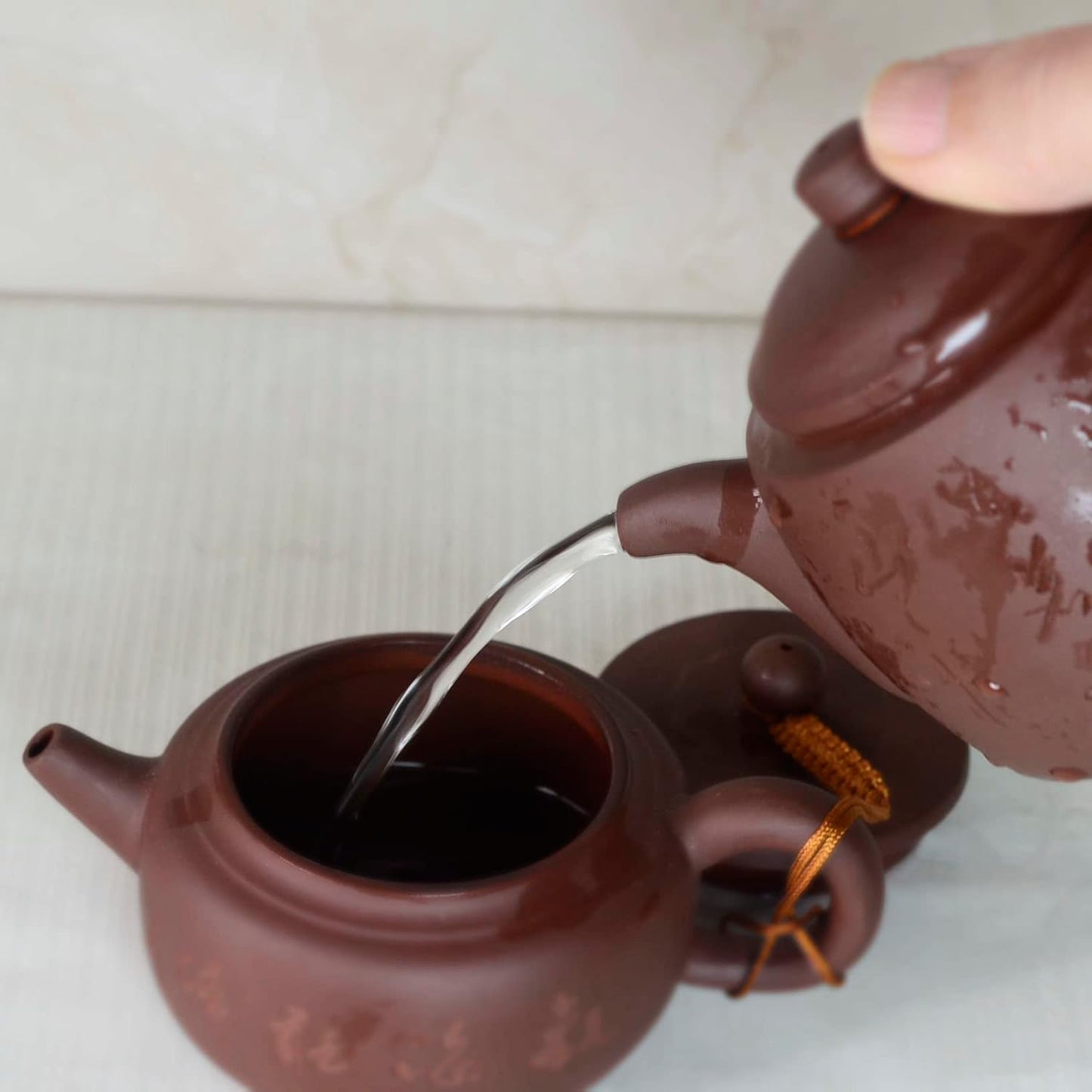 Zisha Teapot Chinese Clay Pot Ceramics Purple Sand Pot Kungfu Kettle Filter Loose Tea (9oz)