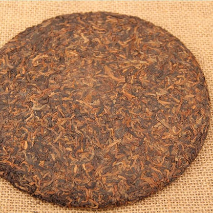 Palace Golden Bud Puerh Tea Cake Chinese Black Tea Natural Pu-Erh Ripe Tea 357g